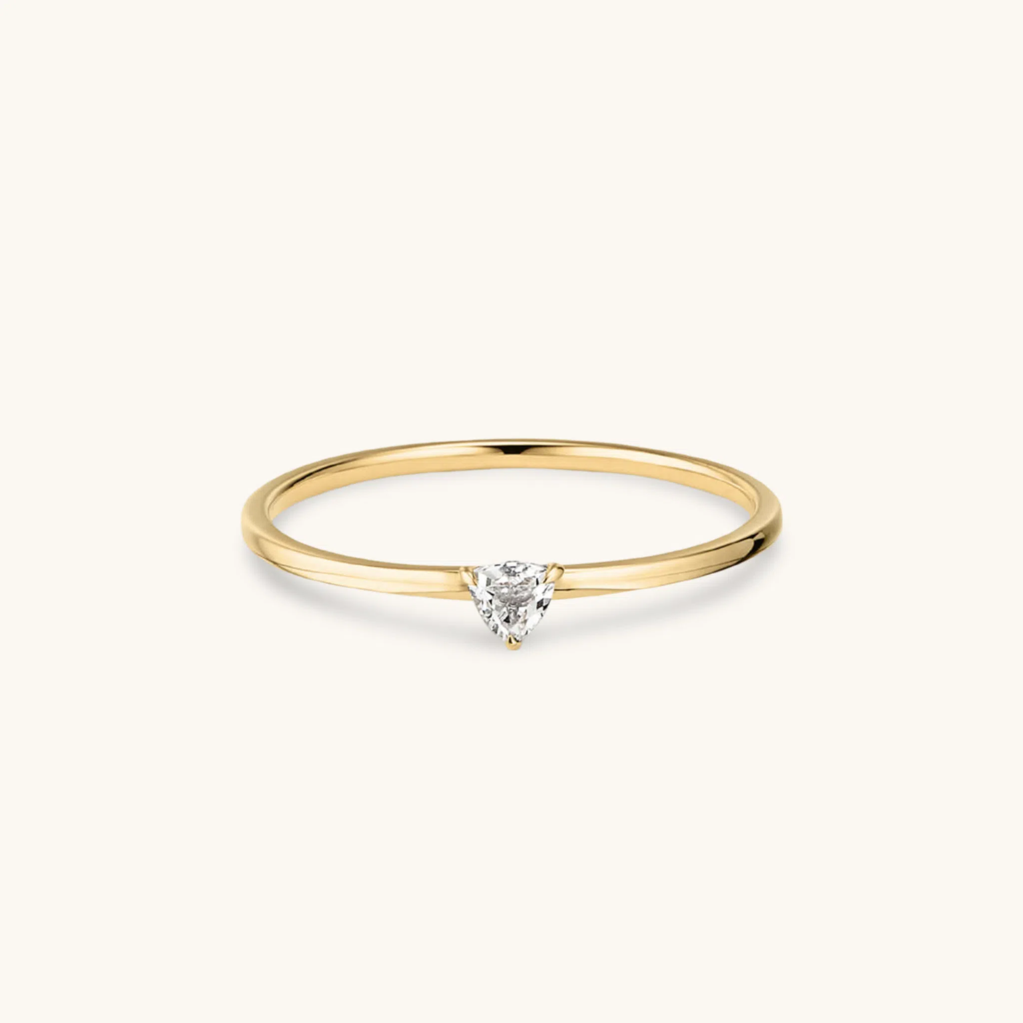 Feiner Diamant Ring aus Gold. Solitär Ring mit Moissanite