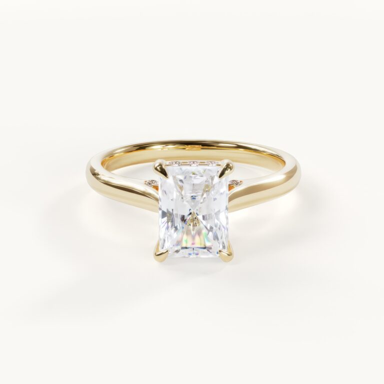 Elegante gouden ring met diamant
