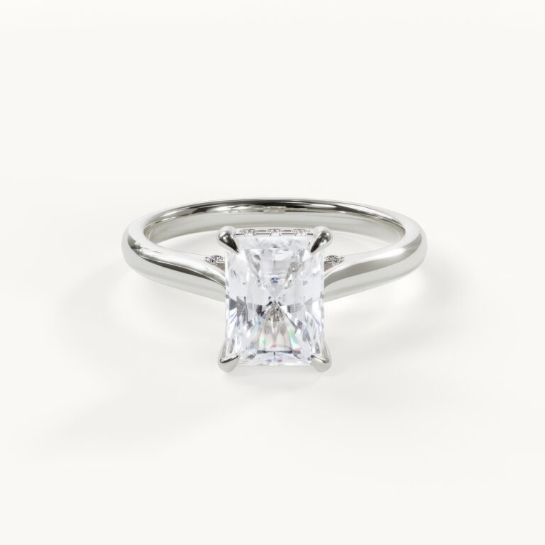 Elegant ring with a large diamond