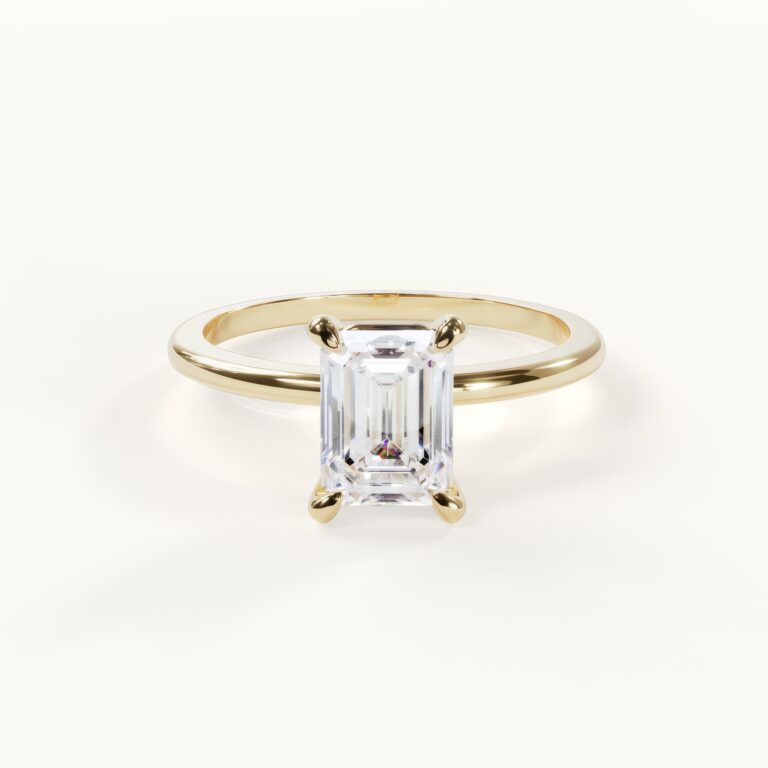 Eleganter goldener Ring mit Diamant
