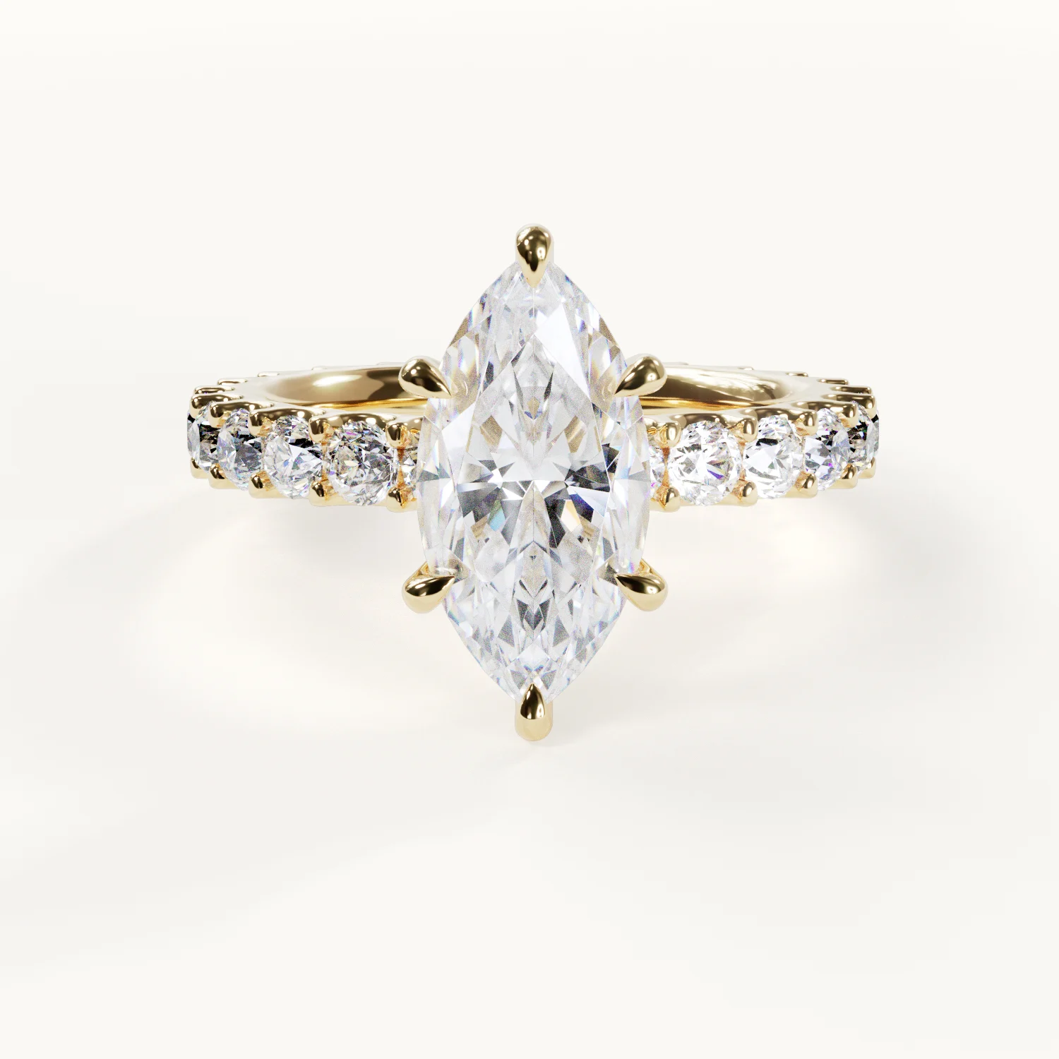 Marquise Verlobungsring in Gelbgold im Stil von Selena Gomez' Ring — Velur Rêverie Eternity Band