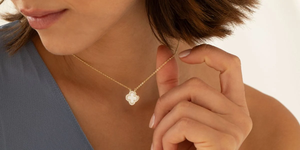 Halsketten von Velur – Velur Halskette aus Gold und Silber