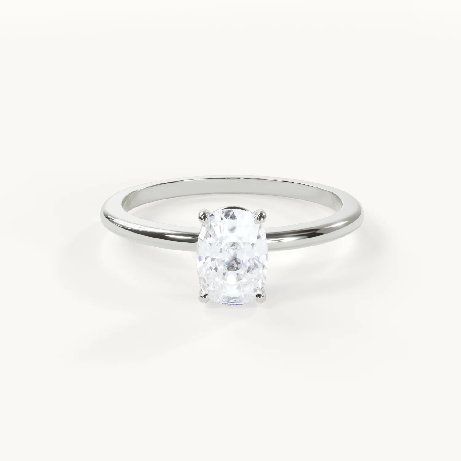 Liorée Elongated Cushion Verlobungsring in Weißgold mit schlanker Ringschiene