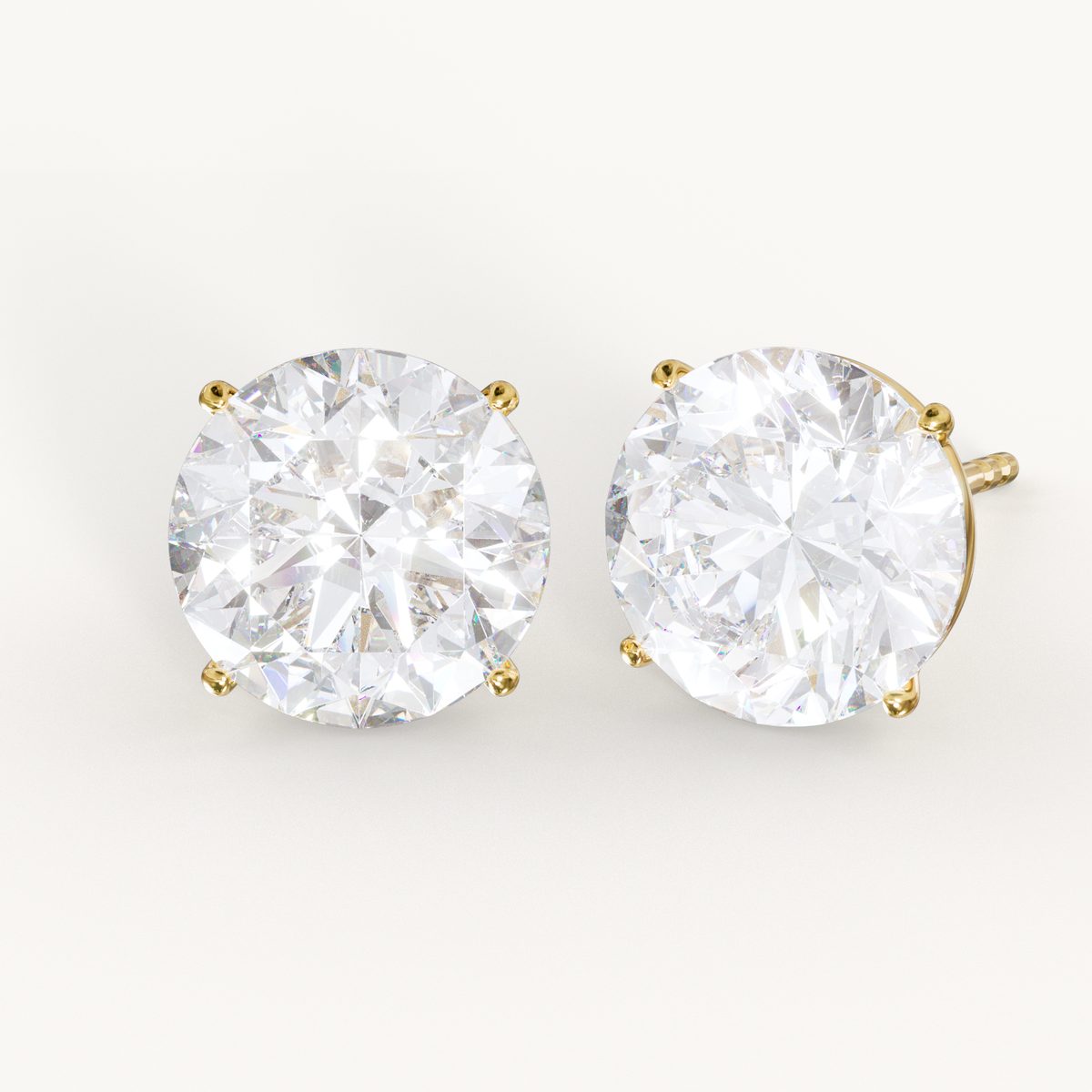 Élia Statement - Round Diamond Stud Earrings