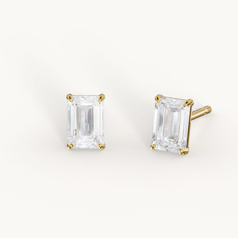 Estelle - Emerald diamanten oorknopjes
